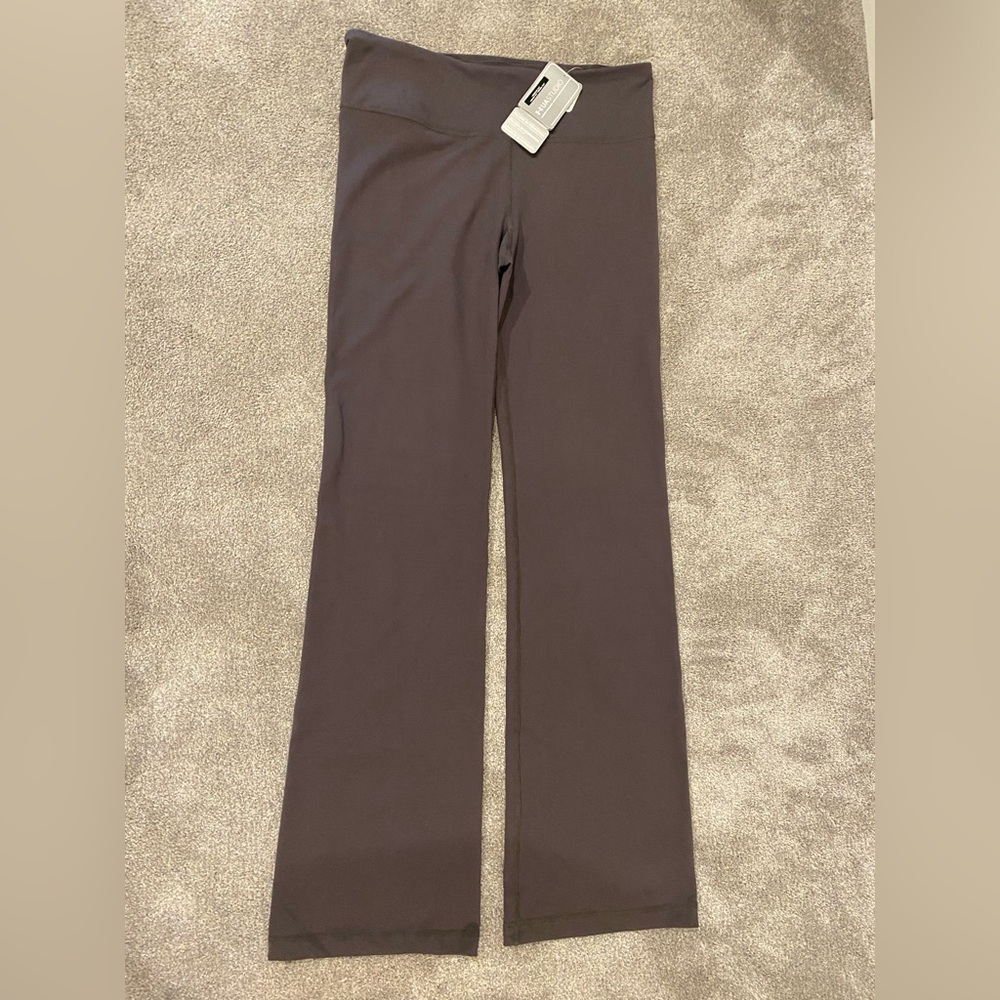 Women’s Grey Under Armor Yoga Pant